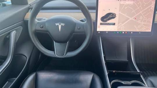 2019 Tesla Model 3 5YJ3E1EB5KF451475