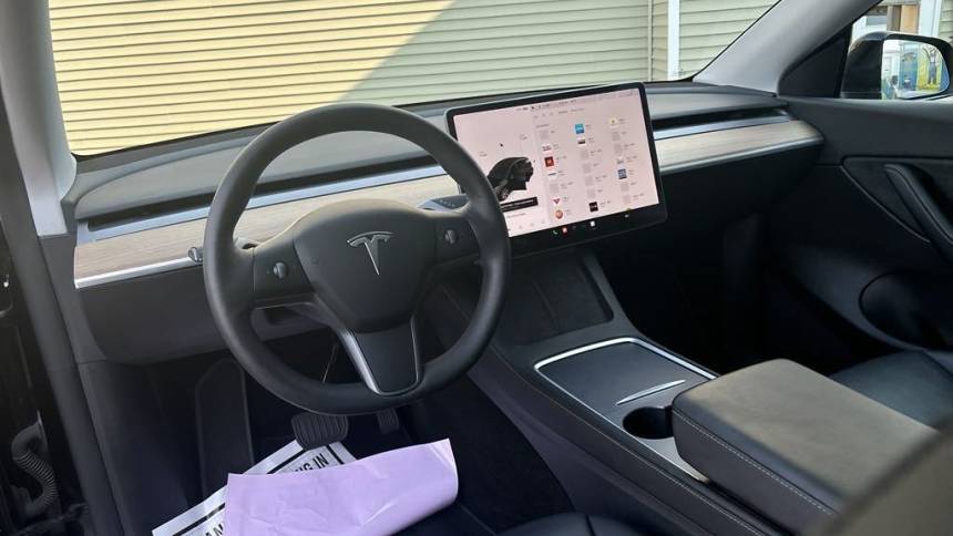 2021 Tesla Model Y 5YJYGDEE2MF254648