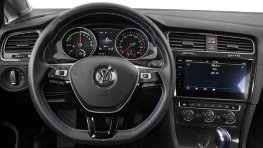 2019 Volkswagen e-Golf WVWKR7AU1KW914797