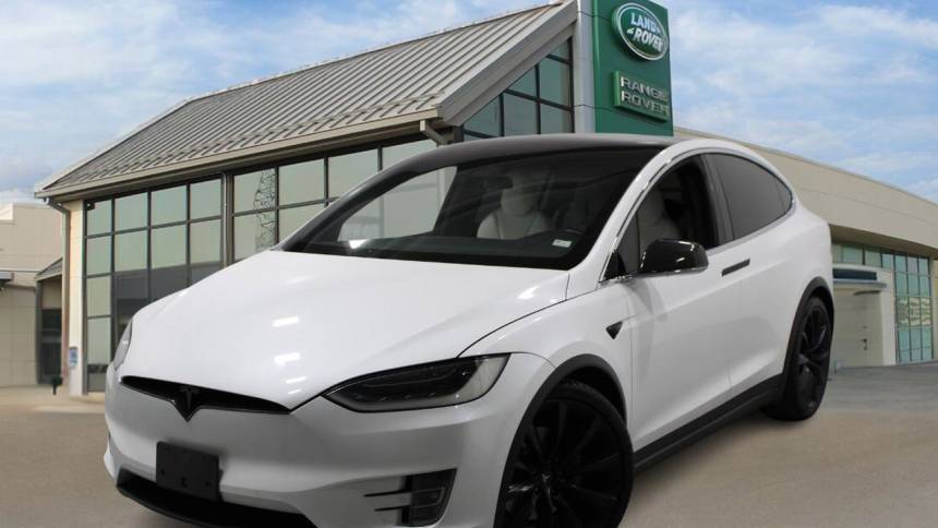 2019 Tesla Model X 5YJXCBE25KF156857