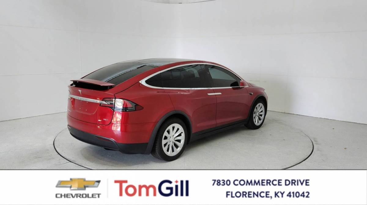 2017 Tesla Model X 5YJXCDE20HF077469