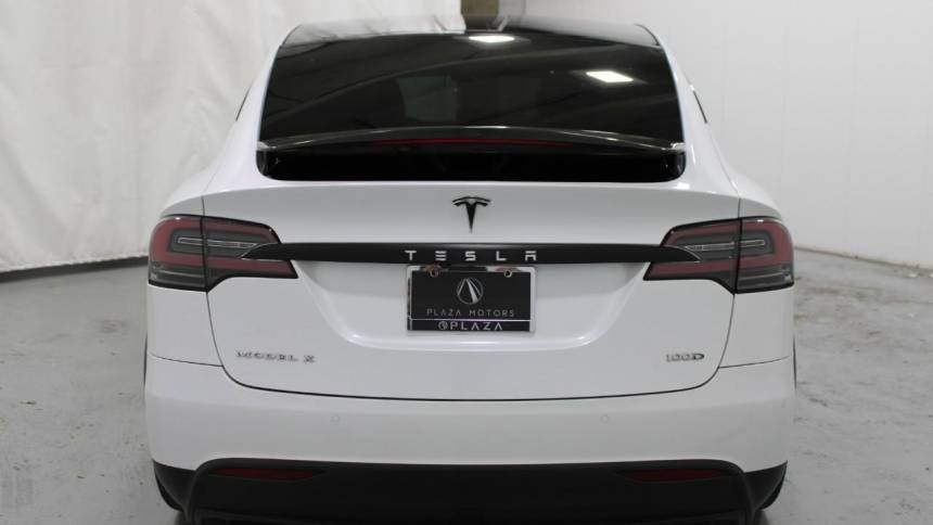 2019 Tesla Model X 5YJXCBE25KF156857