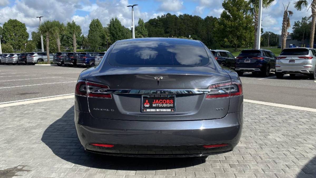 2017 Tesla Model S 5YJSA1E26HF183973