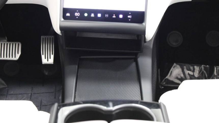 2019 Tesla Model X 5YJXCBE25KF156857