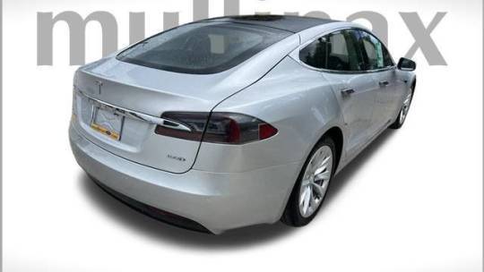 2018 Tesla Model S 5YJSA1E23JF244556