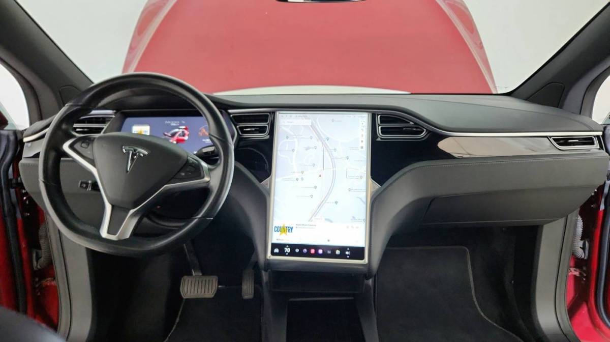 2017 Tesla Model X 5YJXCDE20HF077469