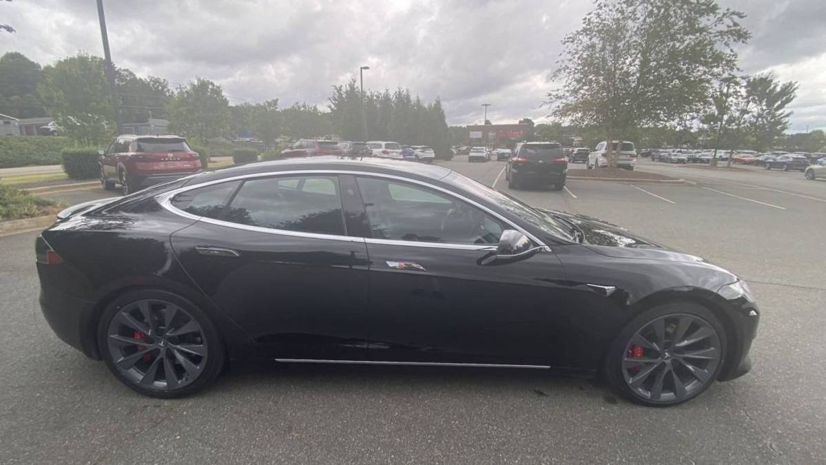 2019 Tesla Model S 5YJSA1E45KF347304