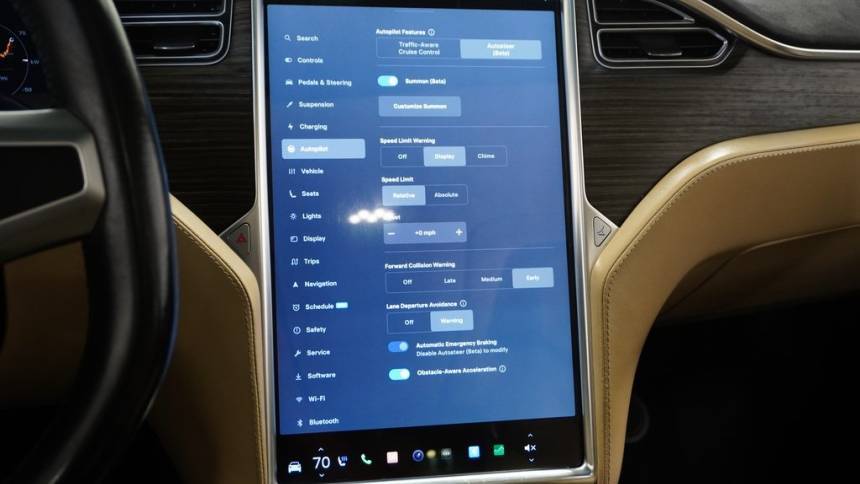 2016 Tesla Model X 5YJXCAE27GF001776