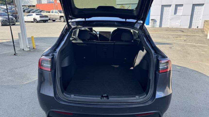 2021 Tesla Model Y 5YJYGDEE6MF079613