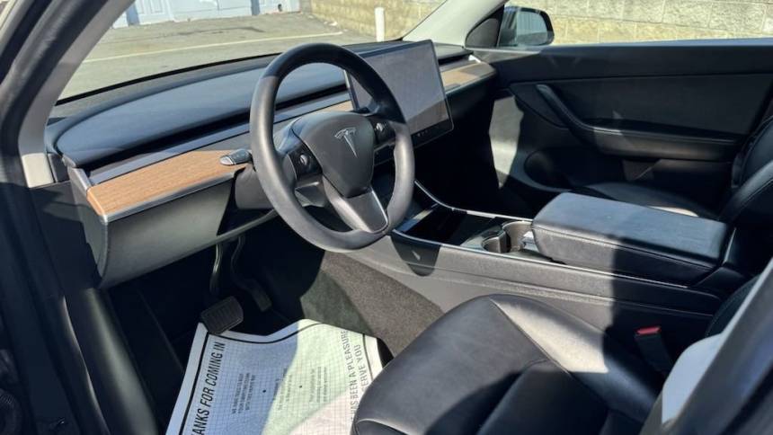 2021 Tesla Model Y 5YJYGDEE6MF079613