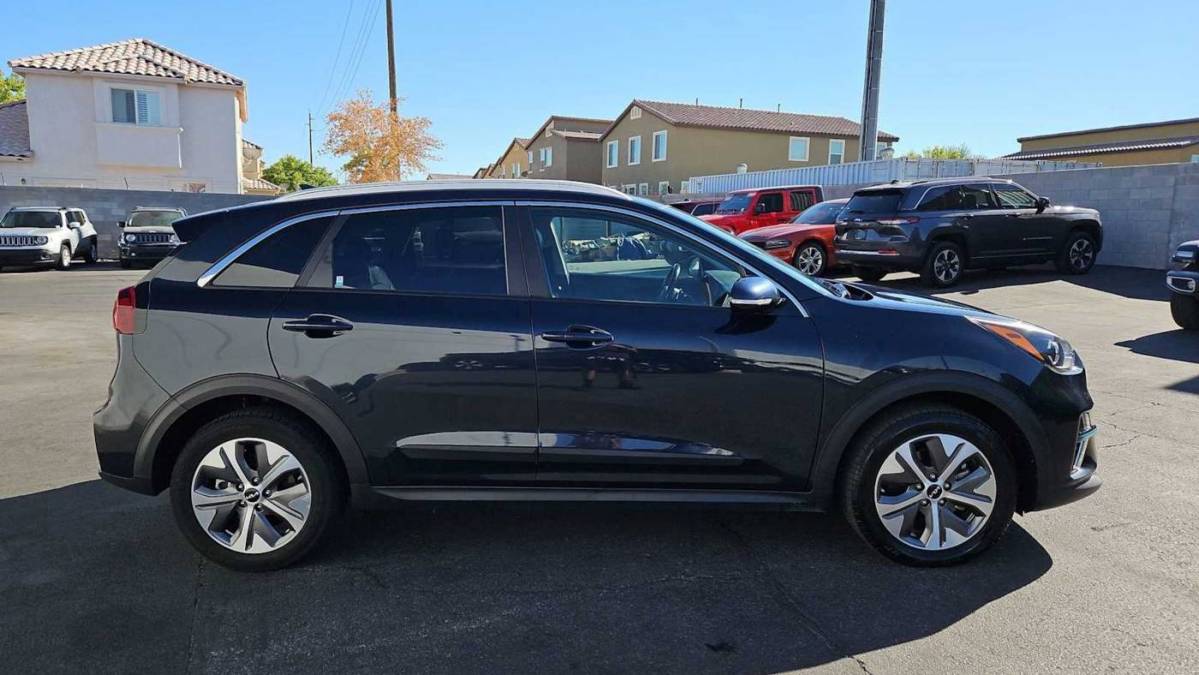 2022 Kia NIRO EV KNDCC3LG8N5118094