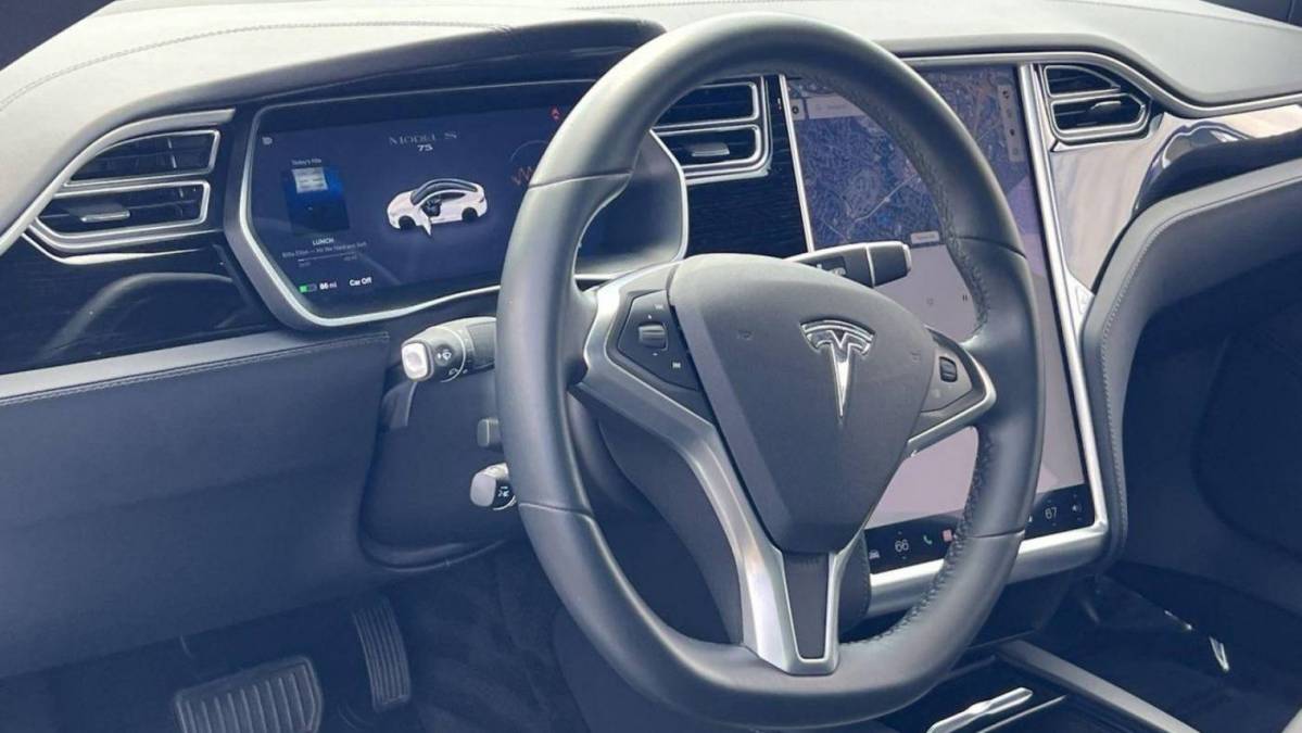 2017 Tesla Model S 5YJSA1E12HF211761