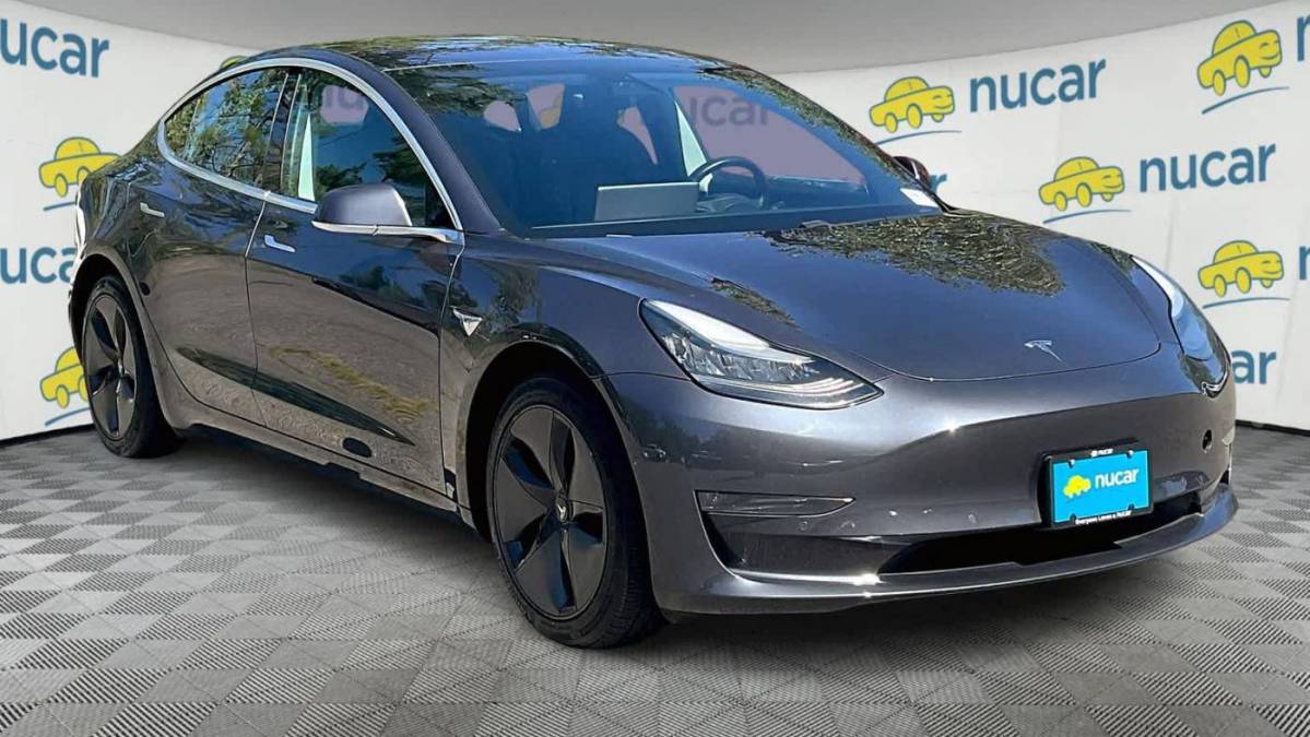 2018 Tesla Model 3 5YJ3E1EB9JF114161