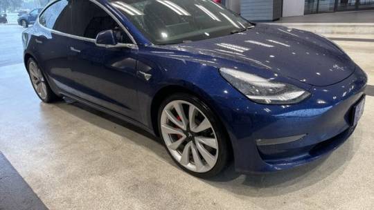 2018 Tesla Model 3 5YJ3E1EB9JF083932