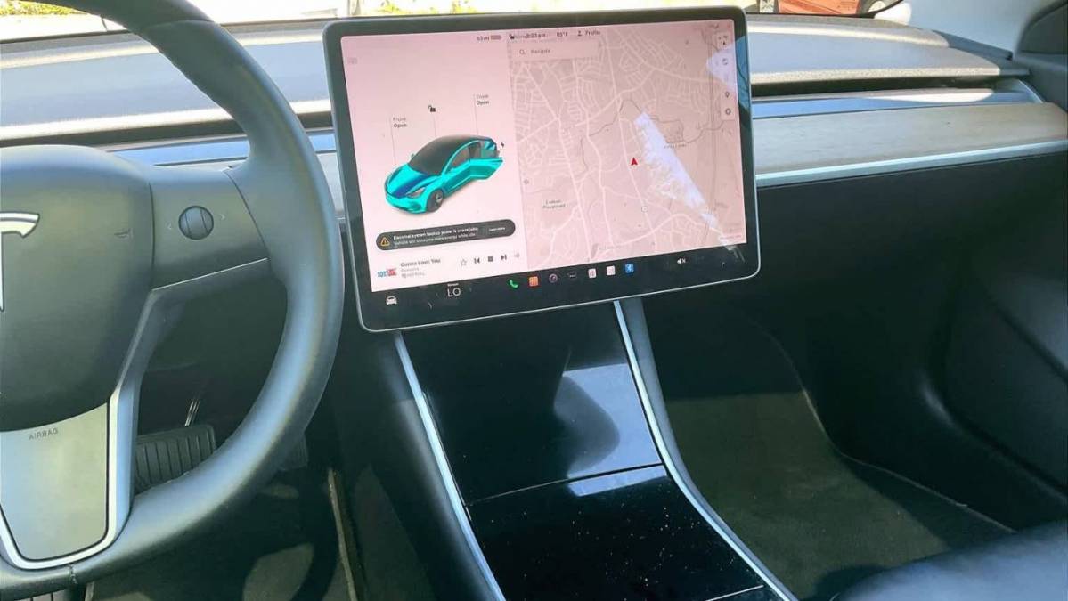 2018 Tesla Model 3 5YJ3E1EB9JF114161