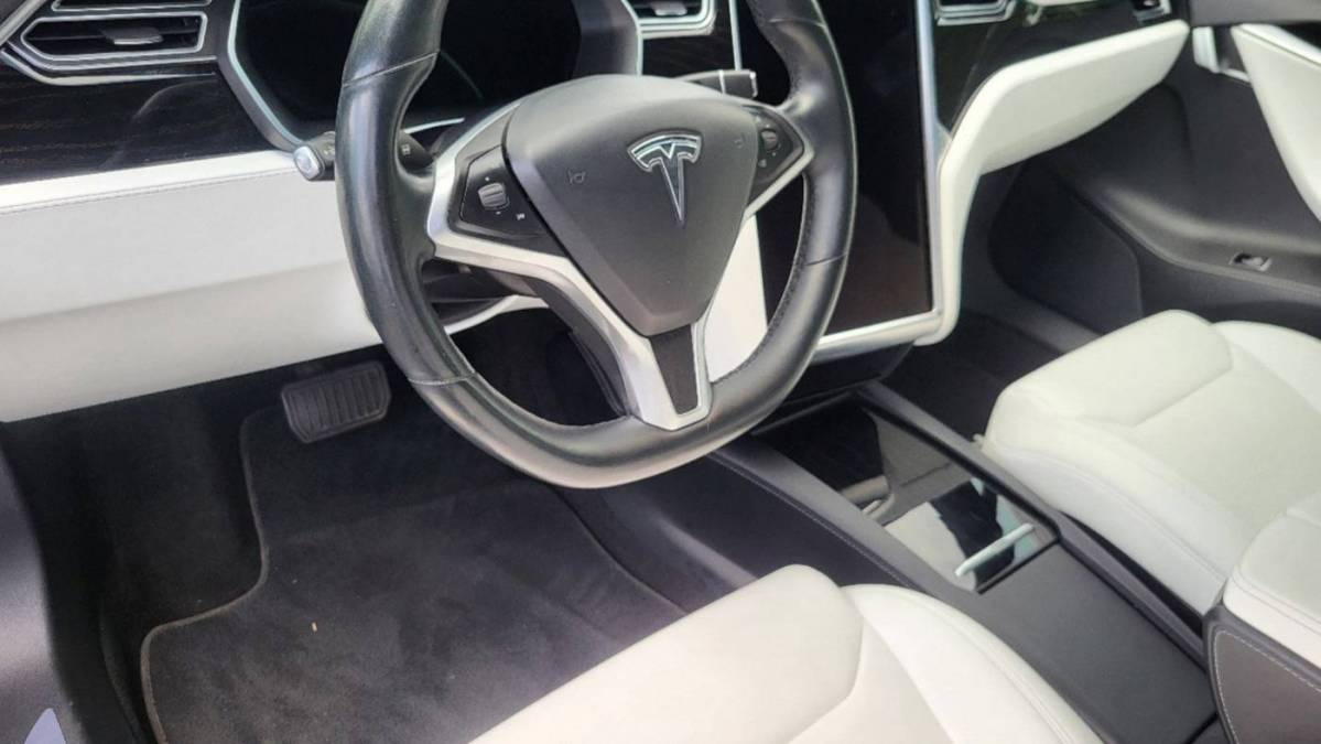 2017 Tesla Model S 5YJSA1E24HF205436