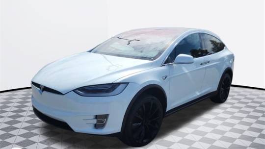 2018 Tesla Model X 5YJXCDE20JF123064