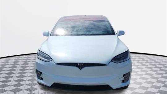 2018 Tesla Model X 5YJXCDE20JF123064