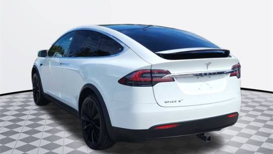 2018 Tesla Model X 5YJXCDE20JF123064