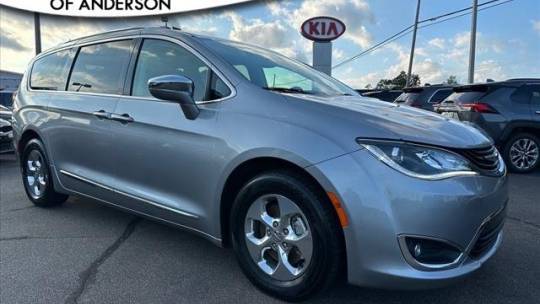 2018 Chrysler Pacifica Hybrid 2C4RC1N70JR293562