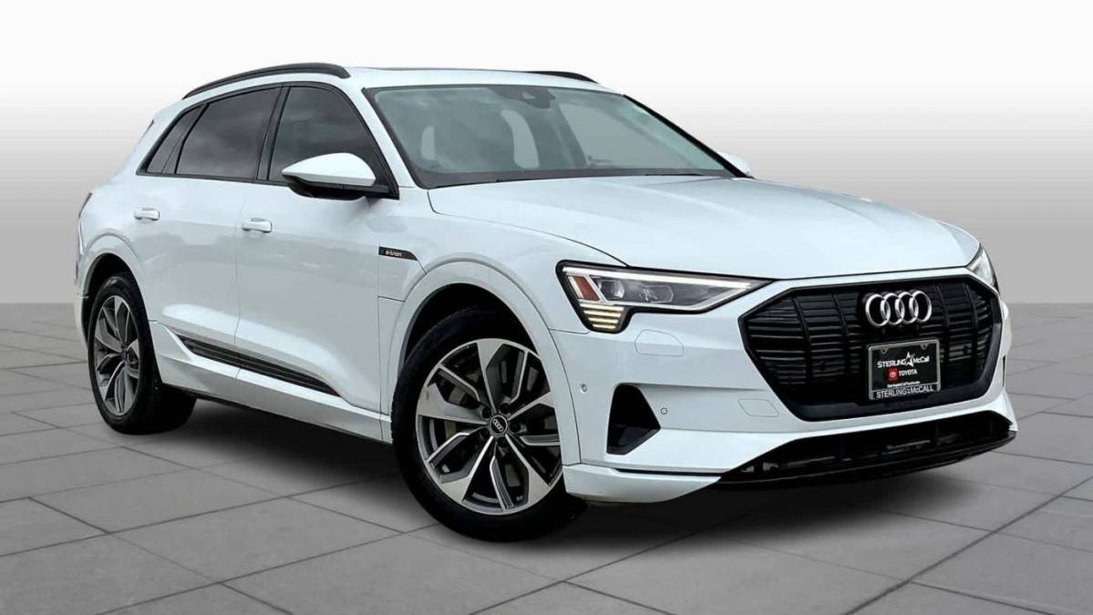 2021 Audi e-tron WA1LAAGE9MB015554