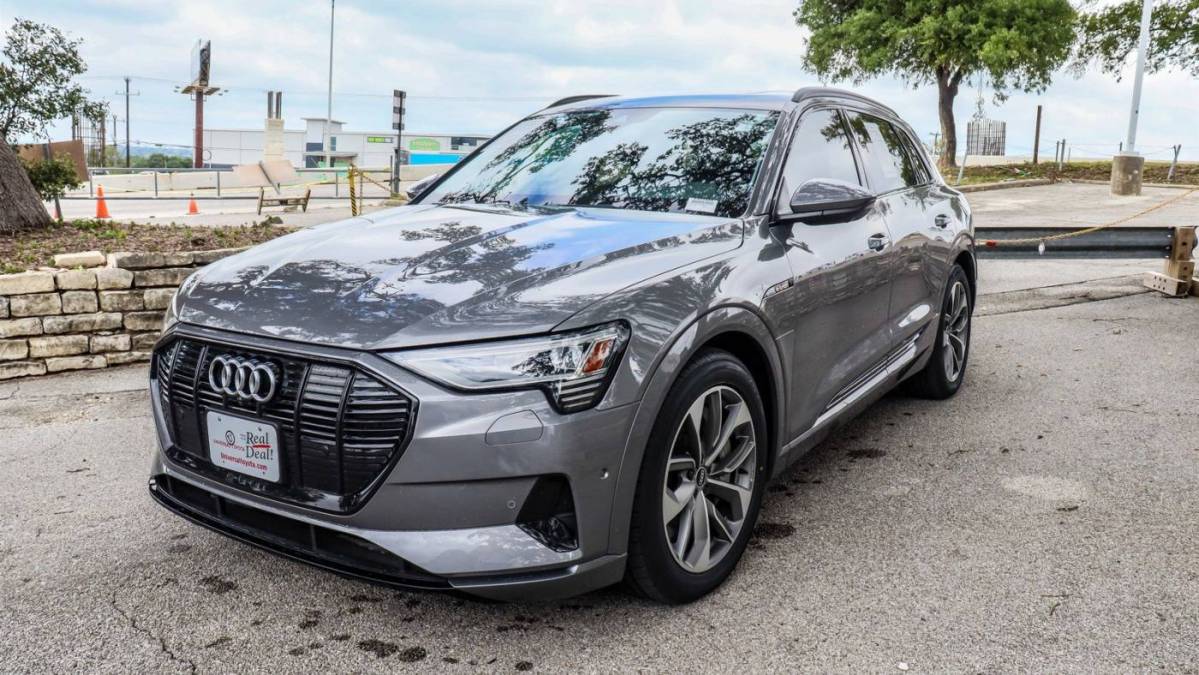 2021 Audi e-tron WA1LAAGE2MB023625