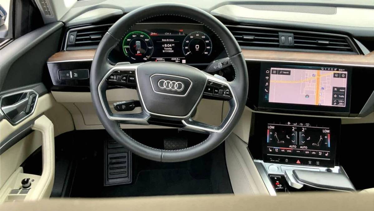 2019 Audi e-tron WA1LAAGEXKB011378