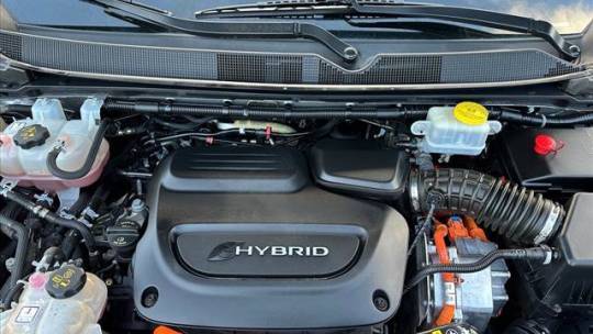 2018 Chrysler Pacifica Hybrid 2C4RC1N70JR293562