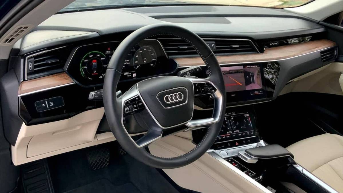 2019 Audi e-tron WA1LAAGEXKB011378