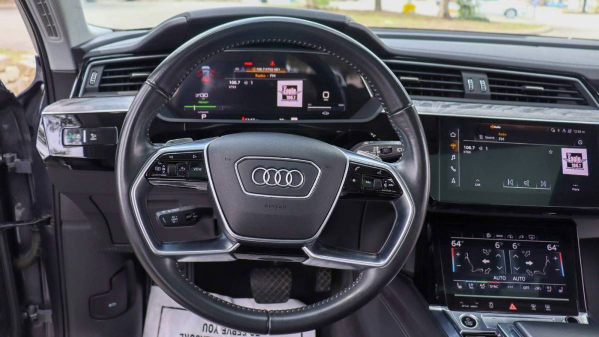 2021 Audi e-tron WA1LAAGE2MB023625