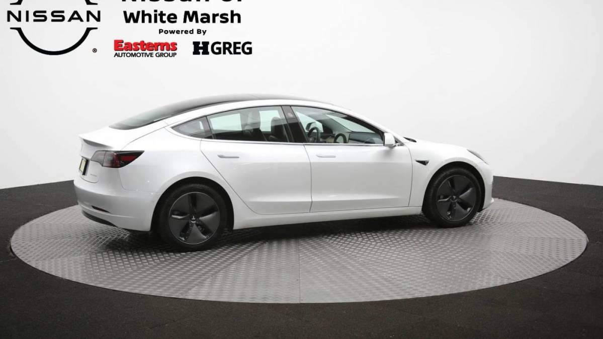 2020 Tesla Model 3 5YJ3E1EB5LF665710