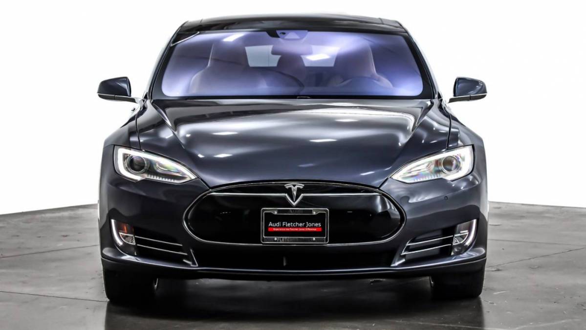 2016 Tesla Model S 5YJSA1E46GF132733