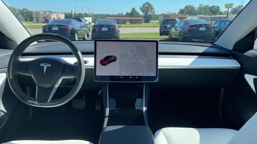 2020 Tesla Model 3 5YJ3E1EB3LF668895