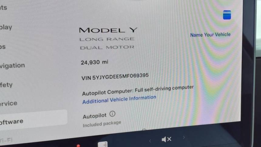 2021 Tesla Model Y 5YJYGDEE5MF069395