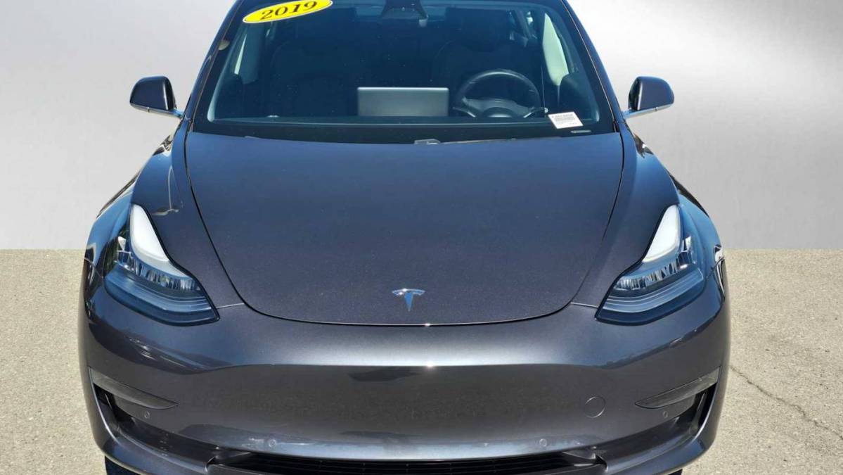 2019 Tesla Model 3 5YJ3E1EB9KF481305