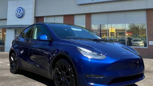 2021 Tesla Model Y 5YJYGDEE6MF185043