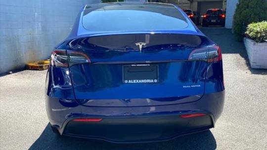 2021 Tesla Model Y 5YJYGDEE6MF185043