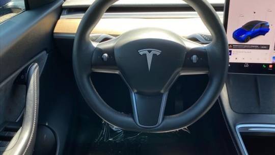 2021 Tesla Model Y 5YJYGDEE6MF185043