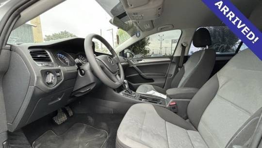 2016 Volkswagen e-Golf WVWKP7AU9GW911224