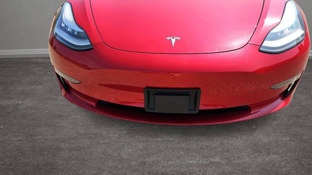 2018 Tesla Model 3 5YJ3E1EA7JF028841