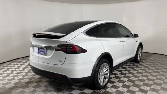 2016 Tesla Model X 5YJXCAE22GF032174