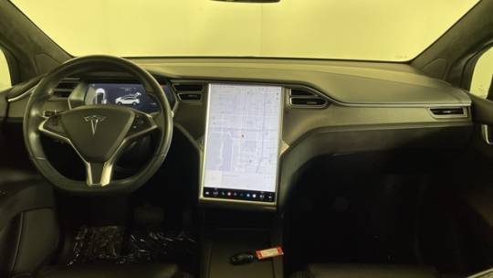 2016 Tesla Model X 5YJXCAE22GF032174