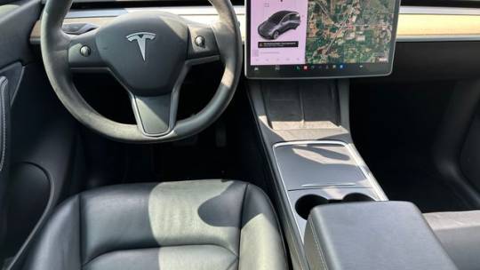 2021 Tesla Model Y 5YJYGDEEXMF245048