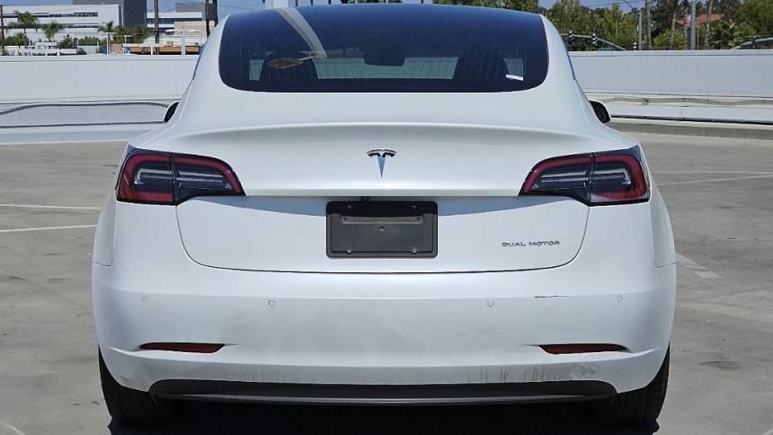 2018 Tesla Model 3 5YJ3E1EB3JF189812