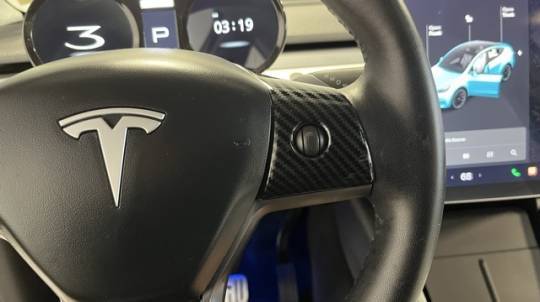 2020 Tesla Model Y 5YJYGDEE0LF056326