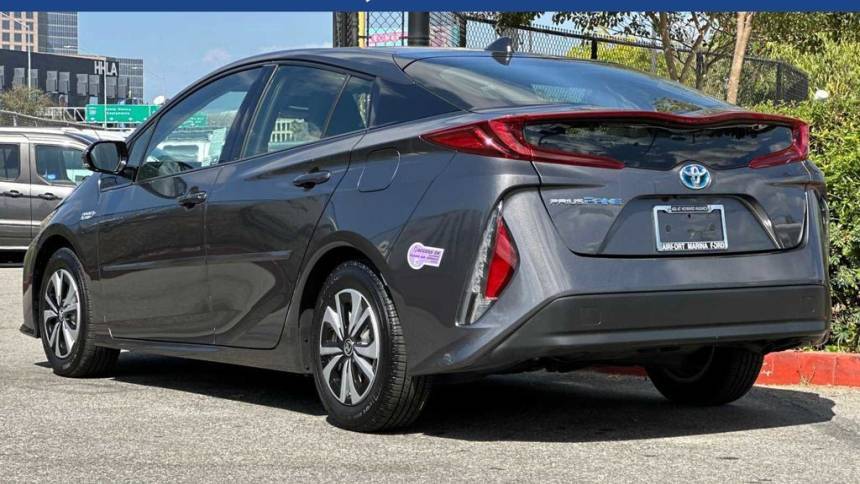 2018 Toyota Prius Prime JTDKARFP8J3079285