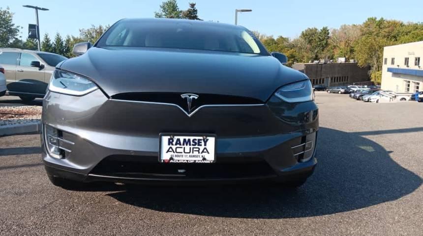 2017 Tesla Model X 5YJXCAE47HF043013