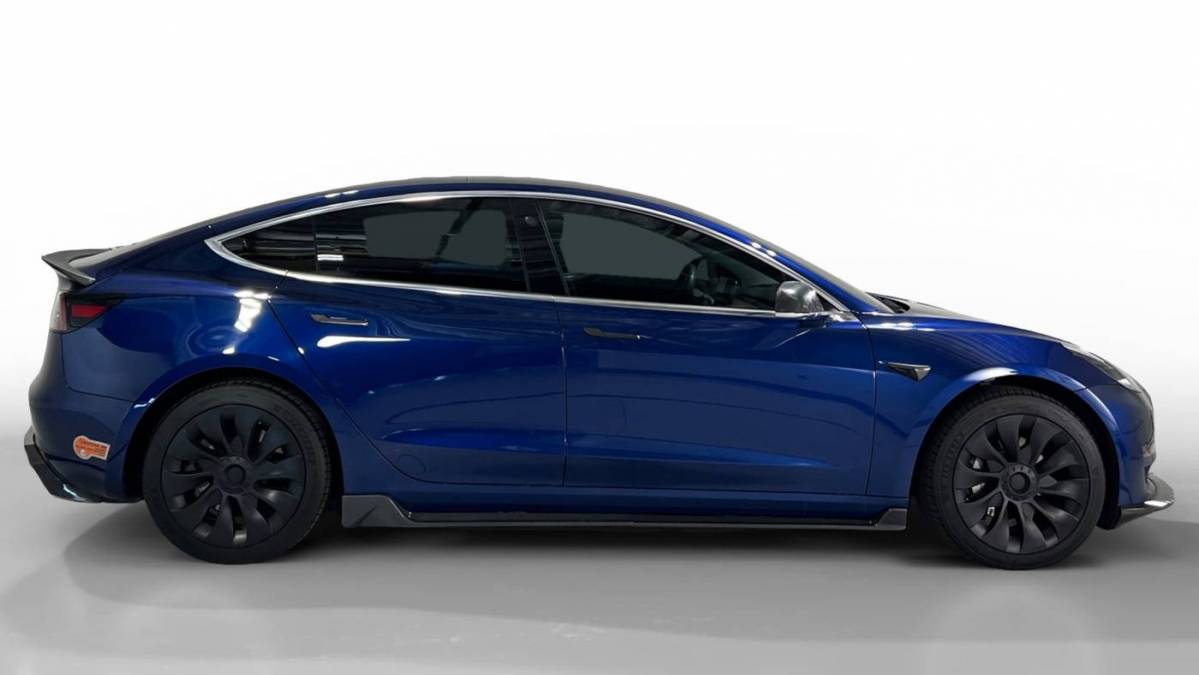 2019 Tesla Model 3 5YJ3E1EA7KF436077