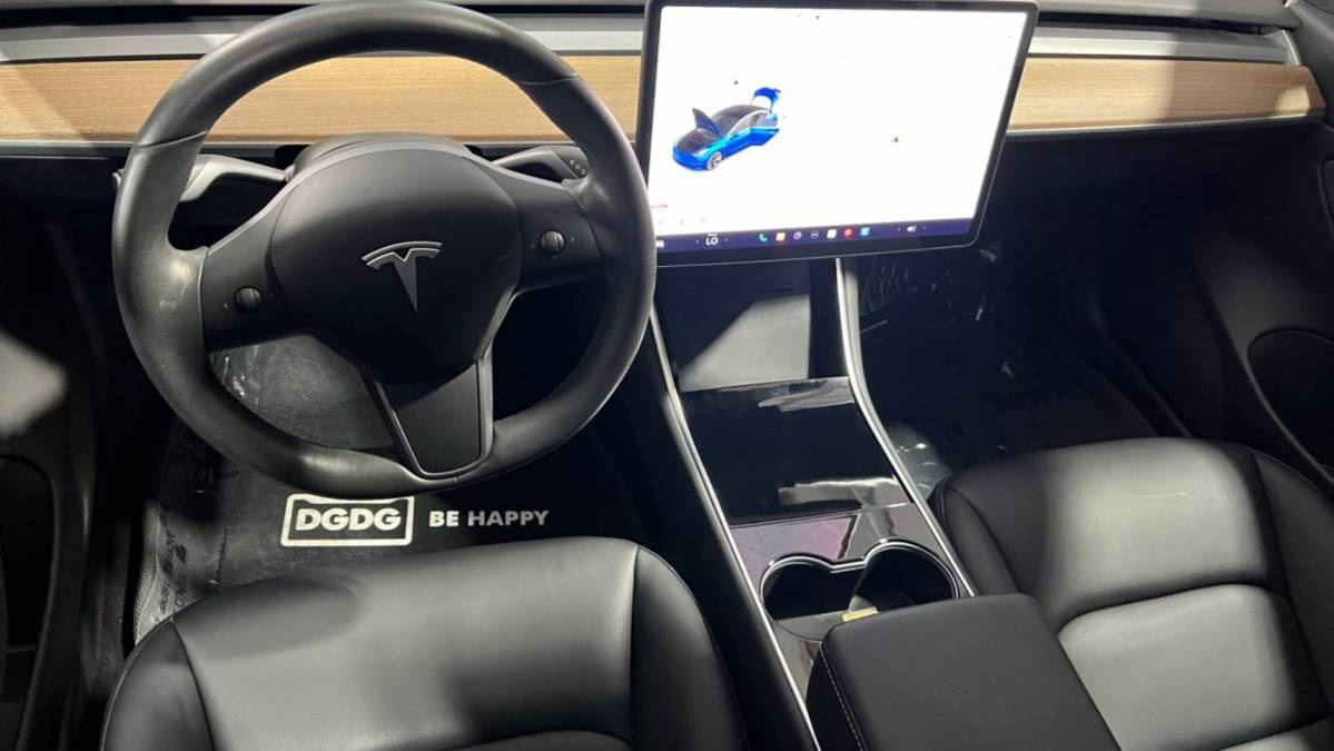 2019 Tesla Model 3 5YJ3E1EA7KF436077