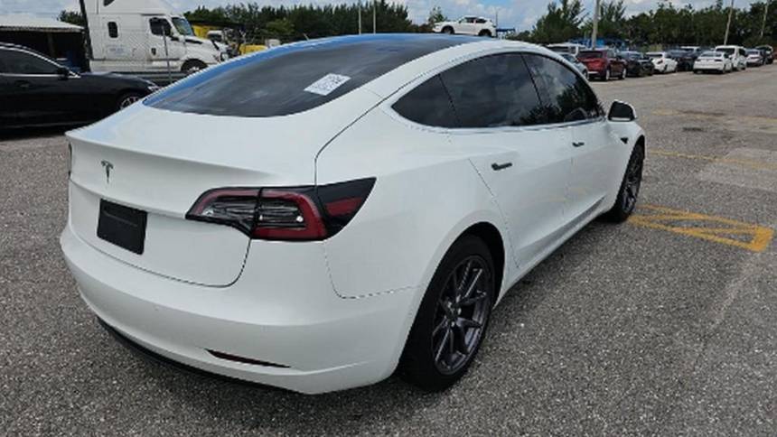 2019 Tesla Model 3 5YJ3E1EA3KF426467